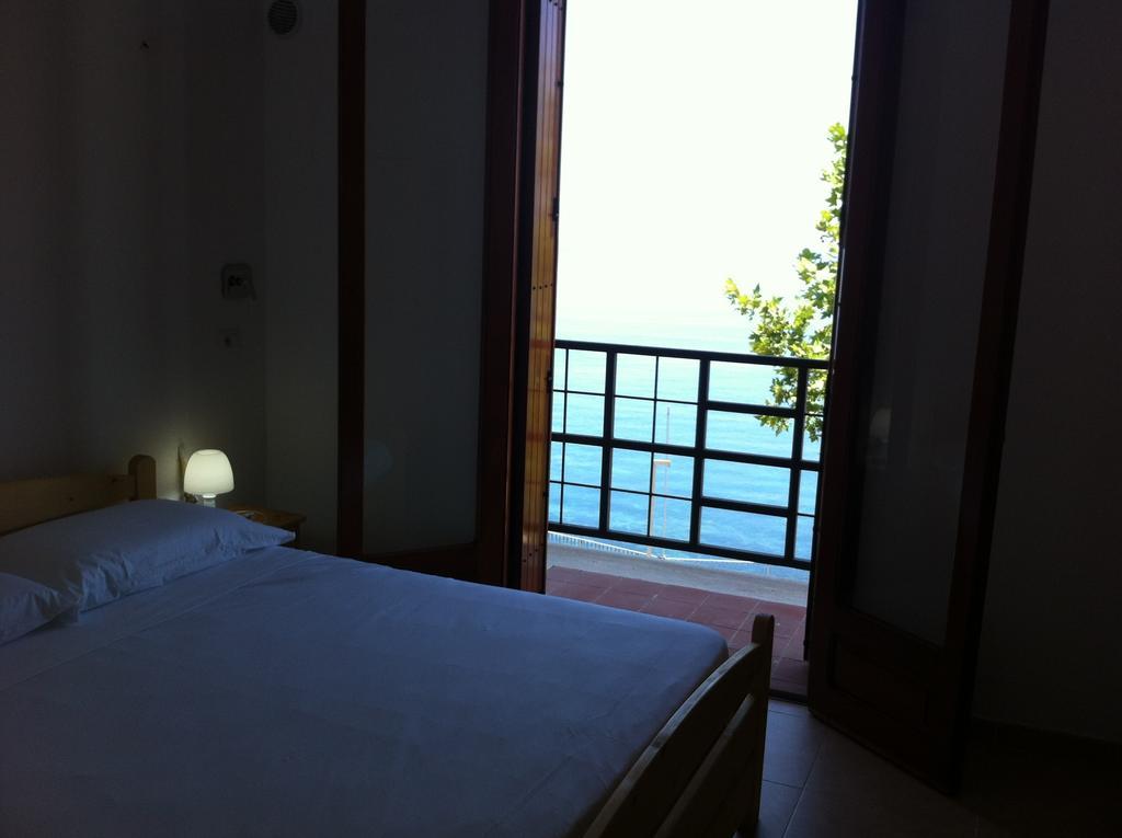 Marco Polo Casa Vacanze Pollina Pokój zdjęcie